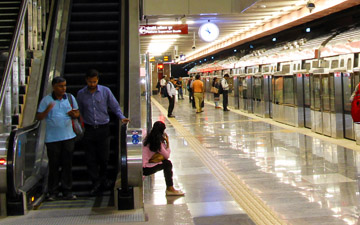 Services Metro Stations Metro Depots